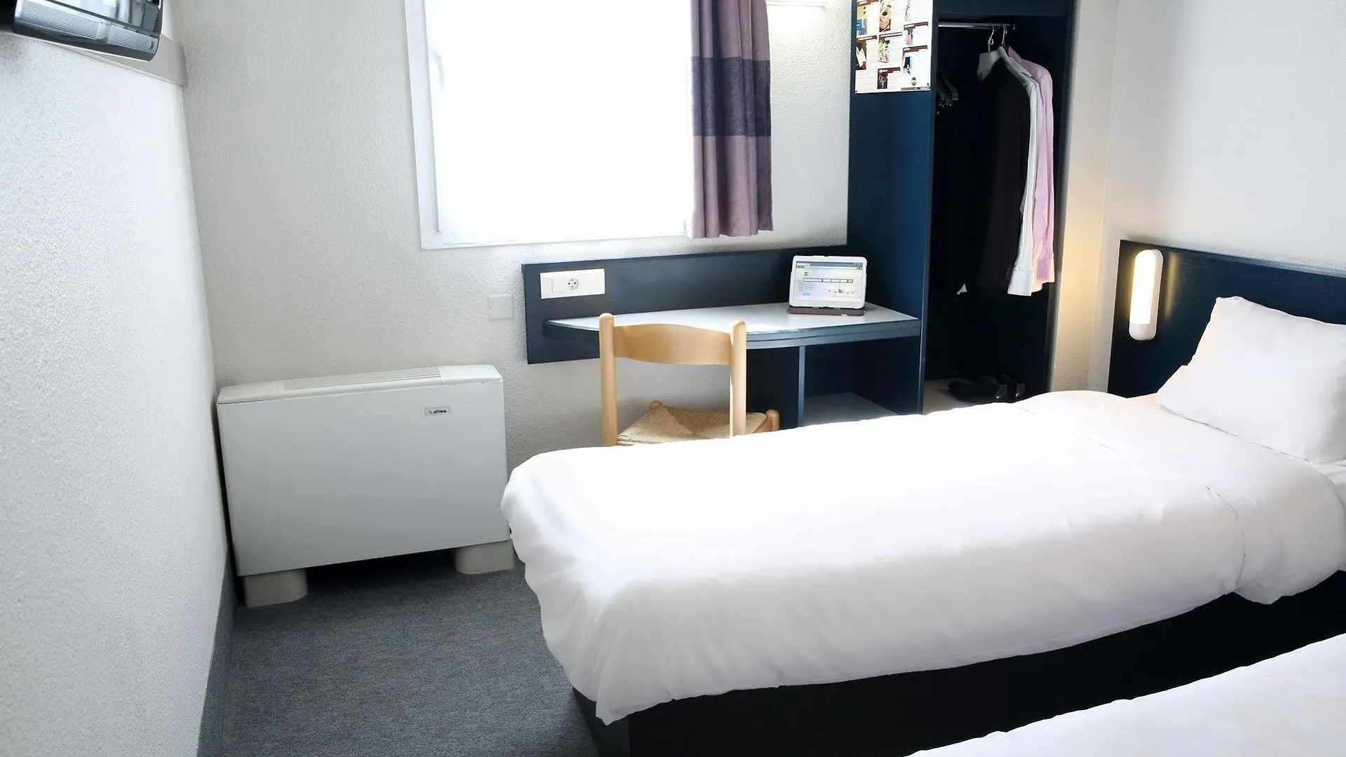 **  B&B Hotel Frejus Puget-Sur-Argens Γαλλία